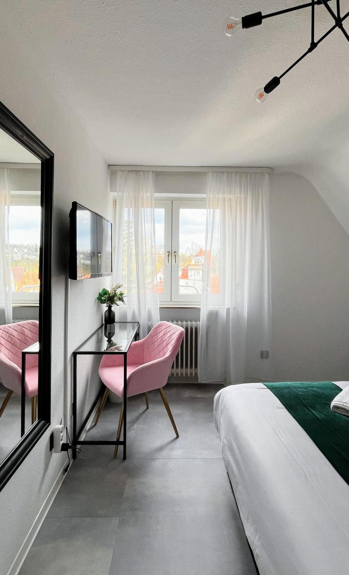 Hola Hotel Stuttgart Ngoại thất bức ảnh