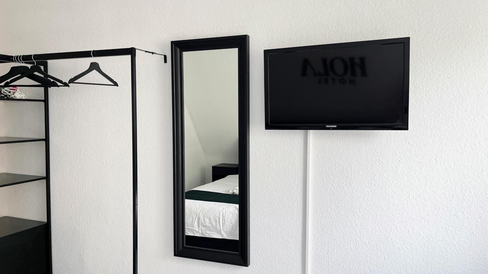 Hola Hotel Stuttgart Ngoại thất bức ảnh
